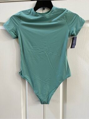NWT Auden 4-Way Stretch Luxe Collection Short Sleeve Bodysuit Size Medium